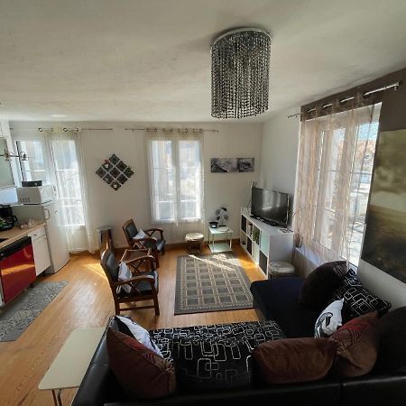 Duplex Apartment Beaumont-sur-Sarthe Екстериор снимка