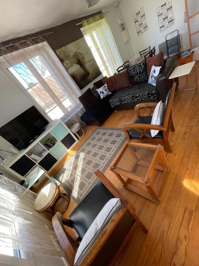 Duplex Apartment Beaumont-sur-Sarthe Екстериор снимка