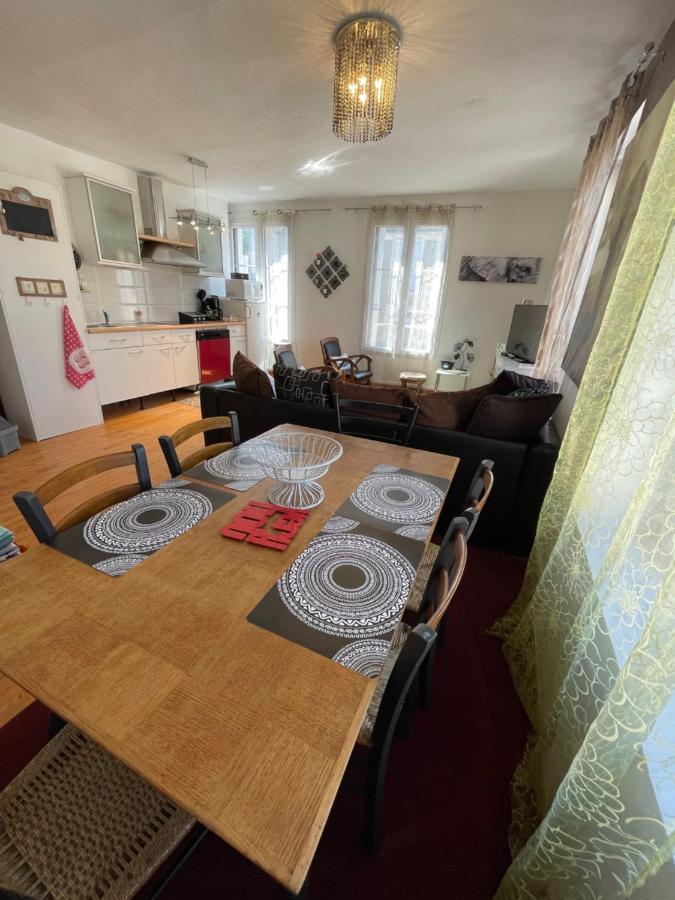 Duplex Apartment Beaumont-sur-Sarthe Екстериор снимка