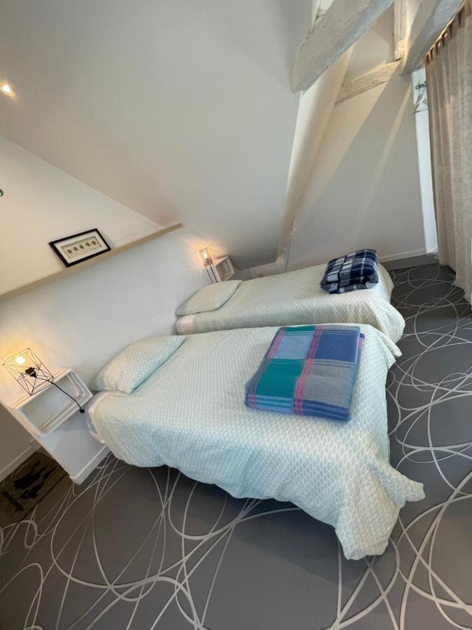Duplex Apartment Beaumont-sur-Sarthe Екстериор снимка